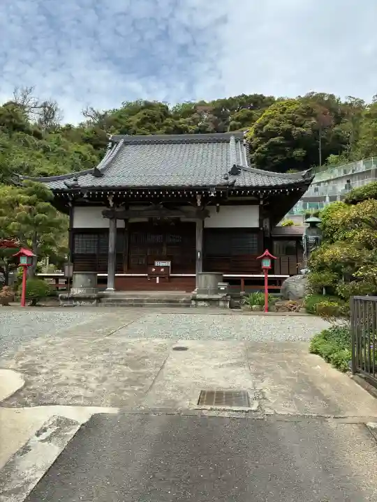 玉泉寺の{uncategorized: "未分類", other: "その他", undefined: "問題あり", building: "その他建物", grave: "お墓", sacred_gate: "鳥居", guardian: "狛犬", statue: "像", buddha: "仏像", history: "歴史", nature: "自然", garden: "庭園", animal: "動物", pagoda: "塔", temizu: "手水舎", mountain_gate: "山門・神門", sanctuary: "本殿・本堂", subordinate: "末社・摂社", art: "芸術", scenery: "景色", jizo: "地蔵", ema: "絵馬", goshuin: "御朱印", omikuji: "おみくじ", items: "授与品その他", amulet: "お守り", goshuincho: "御朱印帳", eats: "食事", festival: "お祭り", votive_dance: "神楽", shichigosan: "七五三参", wedding: "結婚式", experience: "体験その他", initially: "初詣", around: "周辺", anti_infection: "感染症対策"}