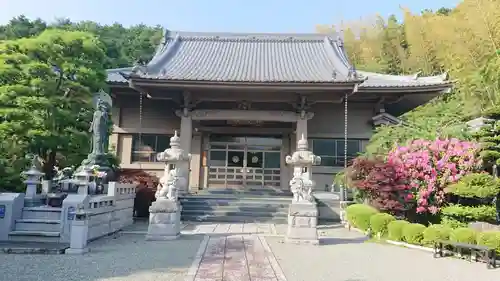 普明寺の本殿