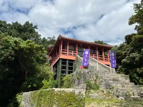 末吉宮の建物その他