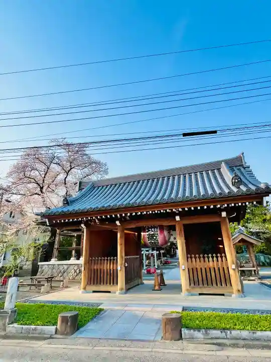 日限地蔵尊 観音院の{uncategorized: "未分類", other: "その他", undefined: "問題あり", building: "その他建物", grave: "お墓", sacred_gate: "鳥居", guardian: "狛犬", statue: "像", buddha: "仏像", history: "歴史", nature: "自然", garden: "庭園", animal: "動物", pagoda: "塔", temizu: "手水舎", mountain_gate: "山門・神門", sanctuary: "本殿・本堂", subordinate: "末社・摂社", art: "芸術", scenery: "景色", jizo: "地蔵", ema: "絵馬", goshuin: "御朱印", omikuji: "おみくじ", items: "授与品その他", amulet: "お守り", goshuincho: "御朱印帳", eats: "食事", festival: "お祭り", votive_dance: "神楽", shichigosan: "七五三参", wedding: "結婚式", experience: "体験その他", initially: "初詣", around: "周辺", anti_infection: "感染症対策"}