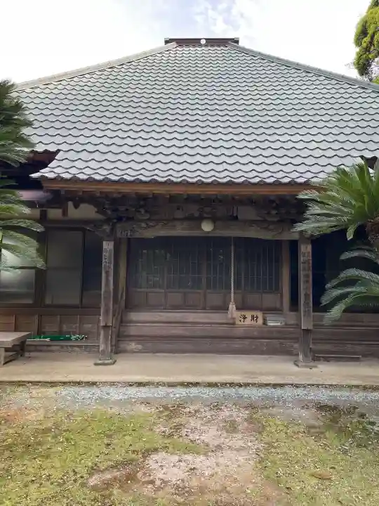 自性院の{uncategorized: "未分類", other: "その他", undefined: "問題あり", building: "その他建物", grave: "お墓", sacred_gate: "鳥居", guardian: "狛犬", statue: "像", buddha: "仏像", history: "歴史", nature: "自然", garden: "庭園", animal: "動物", pagoda: "塔", temizu: "手水舎", mountain_gate: "山門・神門", sanctuary: "本殿・本堂", subordinate: "末社・摂社", art: "芸術", scenery: "景色", jizo: "地蔵", ema: "絵馬", goshuin: "御朱印", omikuji: "おみくじ", items: "授与品その他", amulet: "お守り", goshuincho: "御朱印帳", eats: "食事", festival: "お祭り", votive_dance: "神楽", shichigosan: "七五三参", wedding: "結婚式", experience: "体験その他", initially: "初詣", around: "周辺", anti_infection: "感染症対策"}