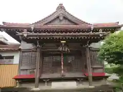 稲荷神社の本殿