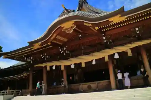 寒川神社の本殿