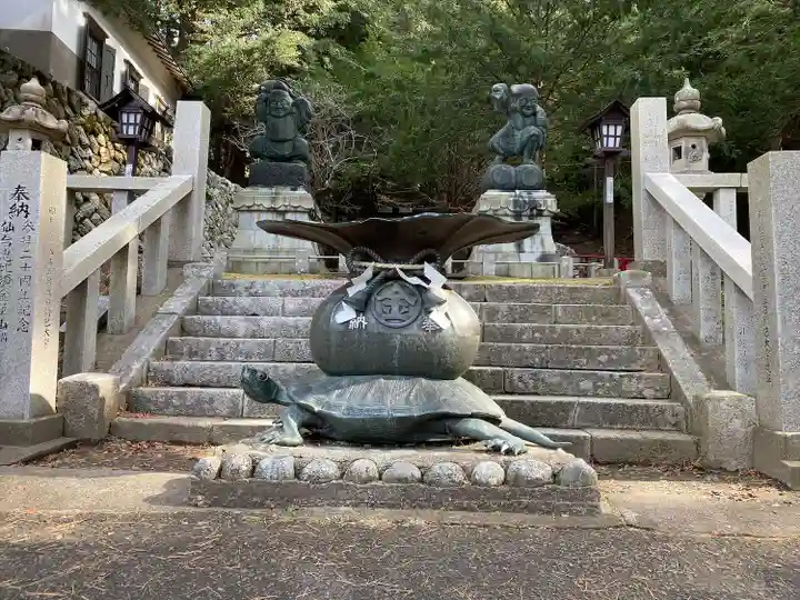 金華山黄金山神社(宮城県)