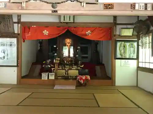 常楽寺の本殿・本堂