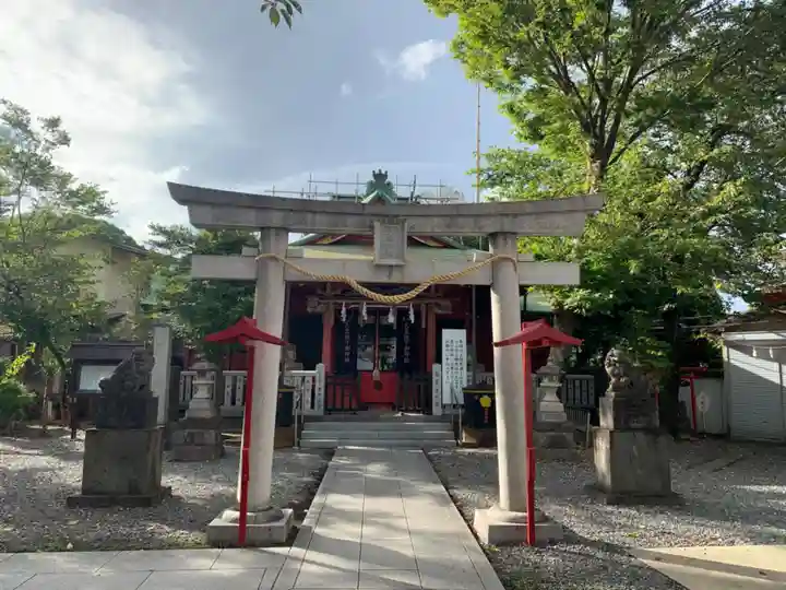 (芝生)浅間神社の鳥居