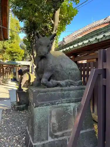 牛嶋神社の狛犬