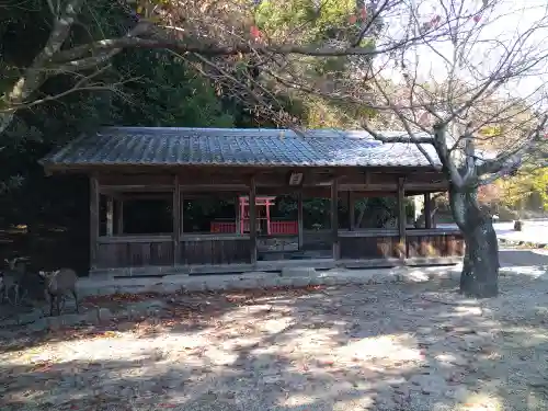 杉之浦神社の建物その他