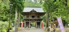 横山不動尊の山門