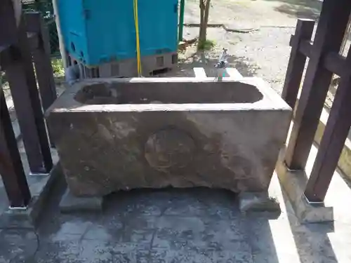 子之神社の手水舎