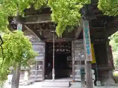 岩之上堂の本殿