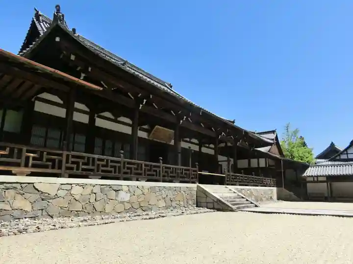 萬福寺の本殿・本堂