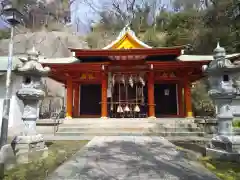 雷神社の本殿