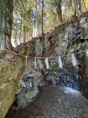 龍泉寺の{uncategorized: "未分類", other: "その他", undefined: "問題あり", building: "その他建物", grave: "お墓", sacred_gate: "鳥居", guardian: "狛犬", statue: "像", buddha: "仏像", history: "歴史", nature: "自然", garden: "庭園", animal: "動物", pagoda: "塔", temizu: "手水舎", mountain_gate: "山門・神門", sanctuary: "本殿・本堂", subordinate: "末社・摂社", art: "芸術", scenery: "景色", jizo: "地蔵", ema: "絵馬", goshuin: "御朱印", omikuji: "おみくじ", items: "授与品その他", amulet: "お守り", goshuincho: "御朱印帳", eats: "食事", festival: "お祭り", votive_dance: "神楽", shichigosan: "七五三参", wedding: "結婚式", experience: "体験その他", initially: "初詣", around: "周辺", anti_infection: "感染症対策"}
