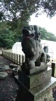 四方権現神社の狛犬
