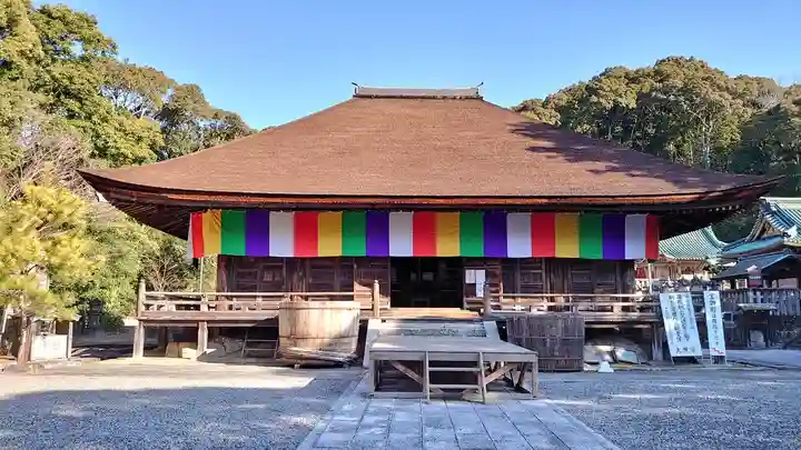 瀧山寺の本殿・本堂