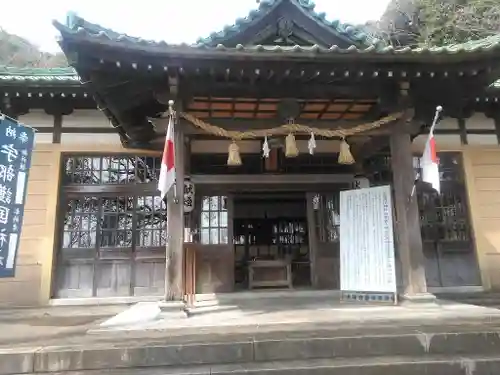 宇部護国神社の本殿・本堂