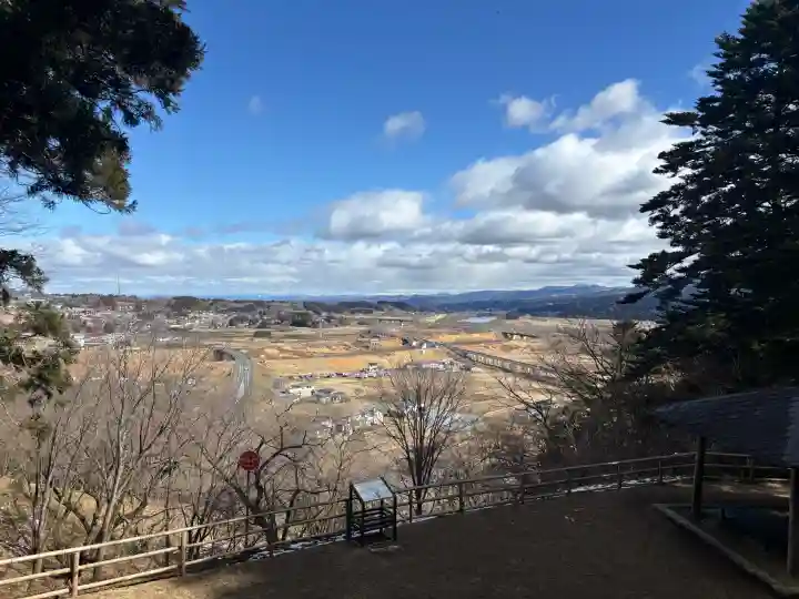 中尊寺の{uncategorized: "未分類", other: "その他", undefined: "問題あり", building: "その他建物", grave: "お墓", sacred_gate: "鳥居", guardian: "狛犬", statue: "像", buddha: "仏像", history: "歴史", nature: "自然", garden: "庭園", animal: "動物", pagoda: "塔", temizu: "手水舎", mountain_gate: "山門・神門", sanctuary: "本殿・本堂", subordinate: "末社・摂社", art: "芸術", scenery: "景色", jizo: "地蔵", ema: "絵馬", goshuin: "御朱印", omikuji: "おみくじ", items: "授与品その他", amulet: "お守り", goshuincho: "御朱印帳", eats: "食事", festival: "お祭り", votive_dance: "神楽", shichigosan: "七五三参", wedding: "結婚式", experience: "体験その他", initially: "初詣", around: "周辺", anti_infection: "感染症対策"}