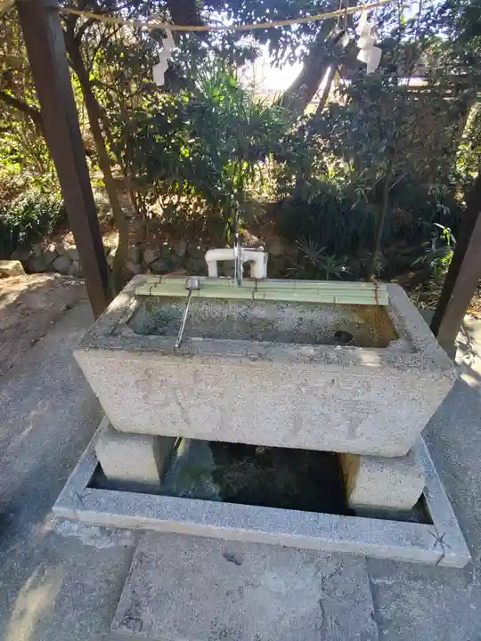 篠塚稲荷神社の手水舎