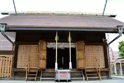 鶴見神社の本殿・本堂