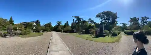 八幡秋田神社の{uncategorized: "未分類", other: "その他", undefined: "問題あり", building: "その他建物", grave: "お墓", sacred_gate: "鳥居", guardian: "狛犬", statue: "像", buddha: "仏像", history: "歴史", nature: "自然", garden: "庭園", animal: "動物", pagoda: "塔", temizu: "手水舎", mountain_gate: "山門・神門", sanctuary: "本殿・本堂", subordinate: "末社・摂社", art: "芸術", scenery: "景色", jizo: "地蔵", ema: "絵馬", goshuin: "御朱印", omikuji: "おみくじ", items: "授与品その他", amulet: "お守り", goshuincho: "御朱印帳", eats: "食事", festival: "お祭り", votive_dance: "神楽", shichigosan: "七五三参", wedding: "結婚式", experience: "体験その他", initially: "初詣", around: "周辺", anti_infection: "感染症対策"}