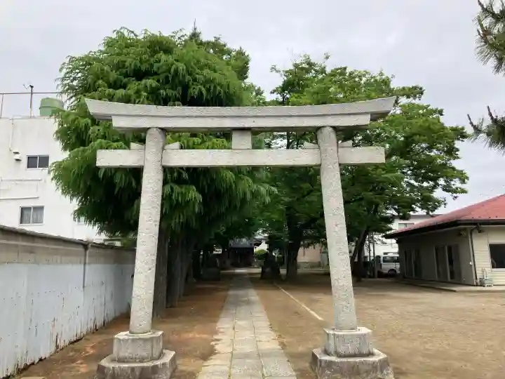上小岩天祖神社の{uncategorized: "未分類", other: "その他", undefined: "問題あり", building: "その他建物", grave: "お墓", sacred_gate: "鳥居", guardian: "狛犬", statue: "像", buddha: "仏像", history: "歴史", nature: "自然", garden: "庭園", animal: "動物", pagoda: "塔", temizu: "手水舎", mountain_gate: "山門・神門", sanctuary: "本殿・本堂", subordinate: "末社・摂社", art: "芸術", scenery: "景色", jizo: "地蔵", ema: "絵馬", goshuin: "御朱印", omikuji: "おみくじ", items: "授与品その他", amulet: "お守り", goshuincho: "御朱印帳", eats: "食事", festival: "お祭り", votive_dance: "神楽", shichigosan: "七五三参", wedding: "結婚式", experience: "体験その他", initially: "初詣", around: "周辺", anti_infection: "感染症対策"}