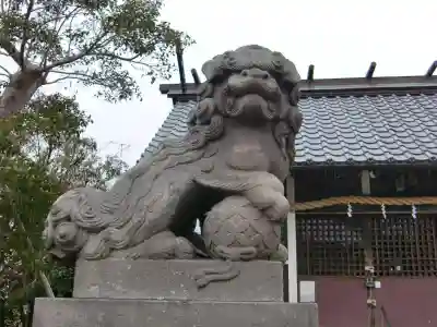 興之宮神社の狛犬
