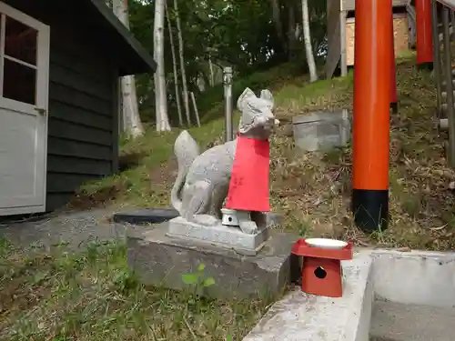 清田稲荷神社の狛犬