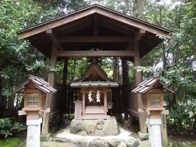 飛鳥坐神社の末社・摂社