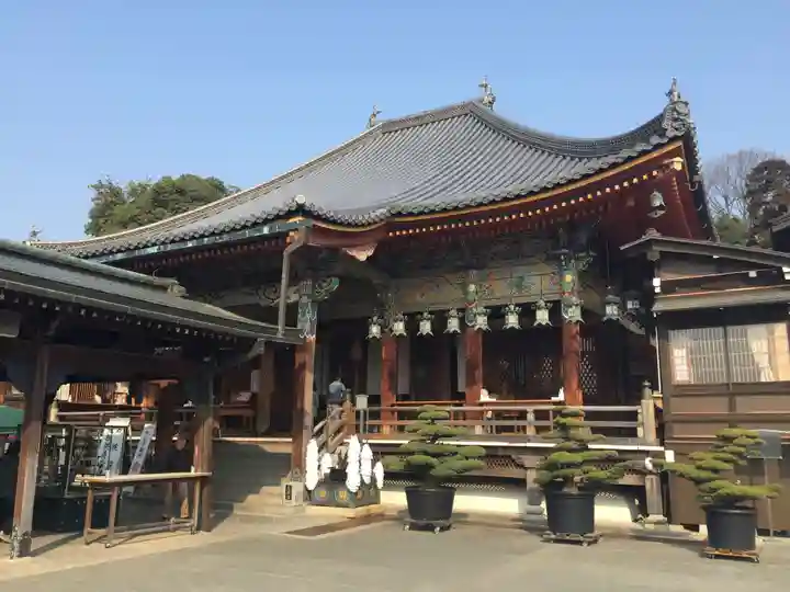 中山寺の本殿・本堂