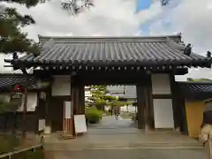 大覚寺の山門