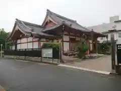 養照寺の本殿