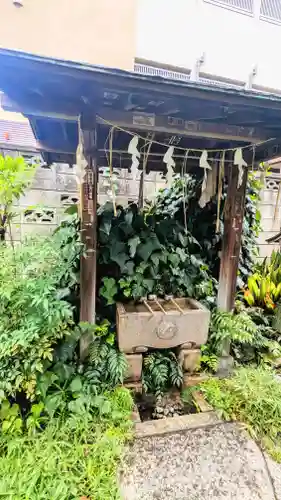 四谷於岩稲荷田宮神社の手水舎