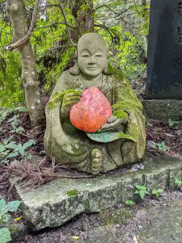 東堂山 満福寺（昭和羅漢）の像