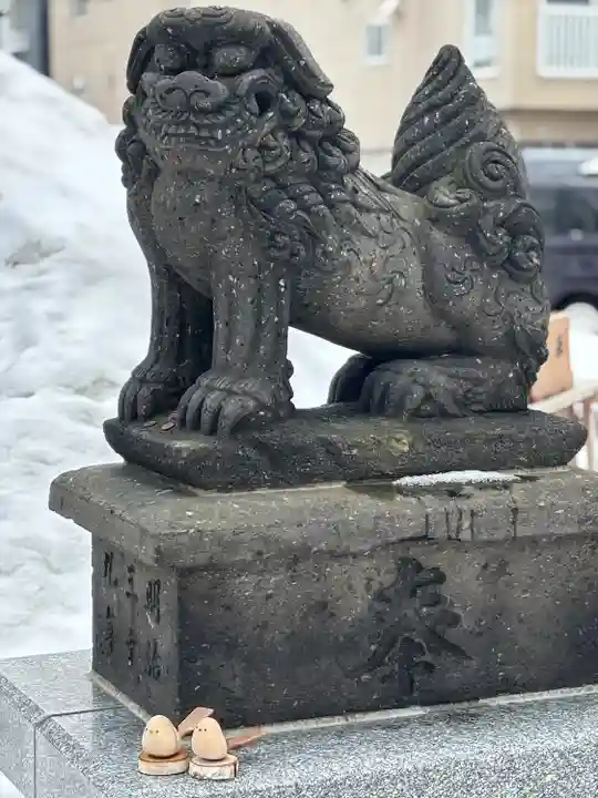 札幌諏訪神社の狛犬