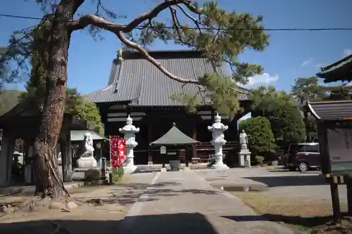 遠妙寺の本殿