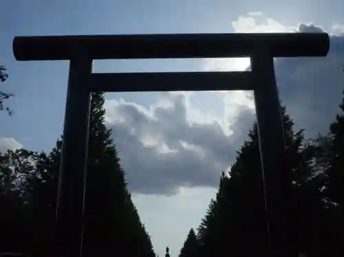 靖國神社の鳥居