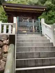 伊波乃西神社の本殿