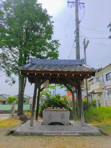山神社の手水舎