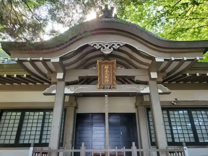 神本神社の本殿・本堂