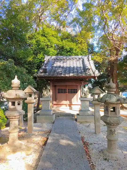 若松社の末社・摂社