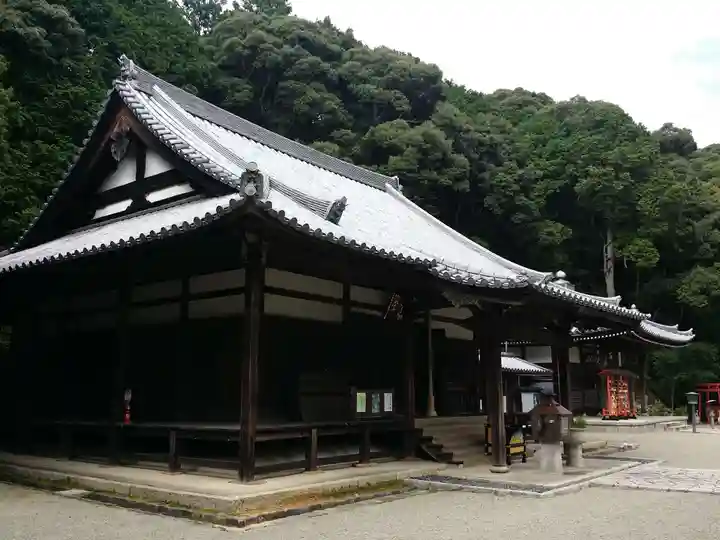 満願寺の本殿・本堂