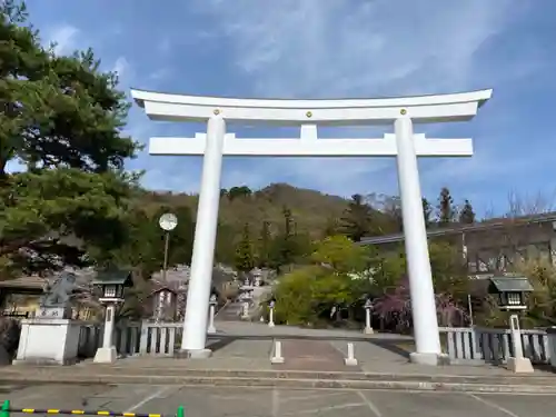 山梨縣護國神社の鳥居