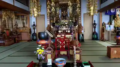 法華寺の本殿・本堂