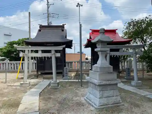 内間木神社の末社