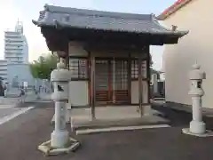 月心寺の本殿