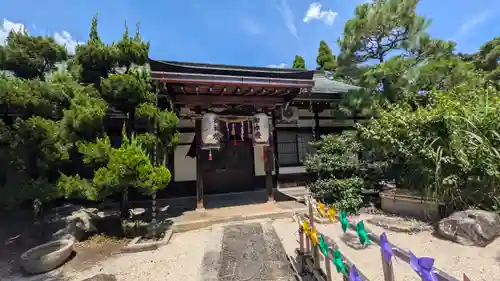 九帝王宮 萱野神社(滋賀県)