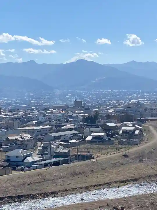 差出磯大嶽山神社 仕事と健康と厄よけの神さま(山梨県)