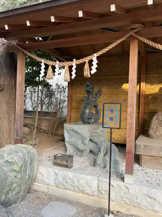 田無神社の{uncategorized: "未分類", other: "その他", undefined: "問題あり", building: "その他建物", grave: "お墓", sacred_gate: "鳥居", guardian: "狛犬", statue: "像", buddha: "仏像", history: "歴史", nature: "自然", garden: "庭園", animal: "動物", pagoda: "塔", temizu: "手水舎", mountain_gate: "山門・神門", sanctuary: "本殿・本堂", subordinate: "末社・摂社", art: "芸術", scenery: "景色", jizo: "地蔵", ema: "絵馬", goshuin: "御朱印", omikuji: "おみくじ", items: "授与品その他", amulet: "お守り", goshuincho: "御朱印帳", eats: "食事", festival: "お祭り", votive_dance: "神楽", shichigosan: "七五三参", wedding: "結婚式", experience: "体験その他", initially: "初詣", around: "周辺", anti_infection: "感染症対策"}