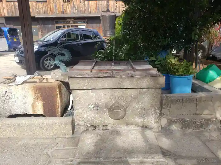 和邇御嶽山の手水舎